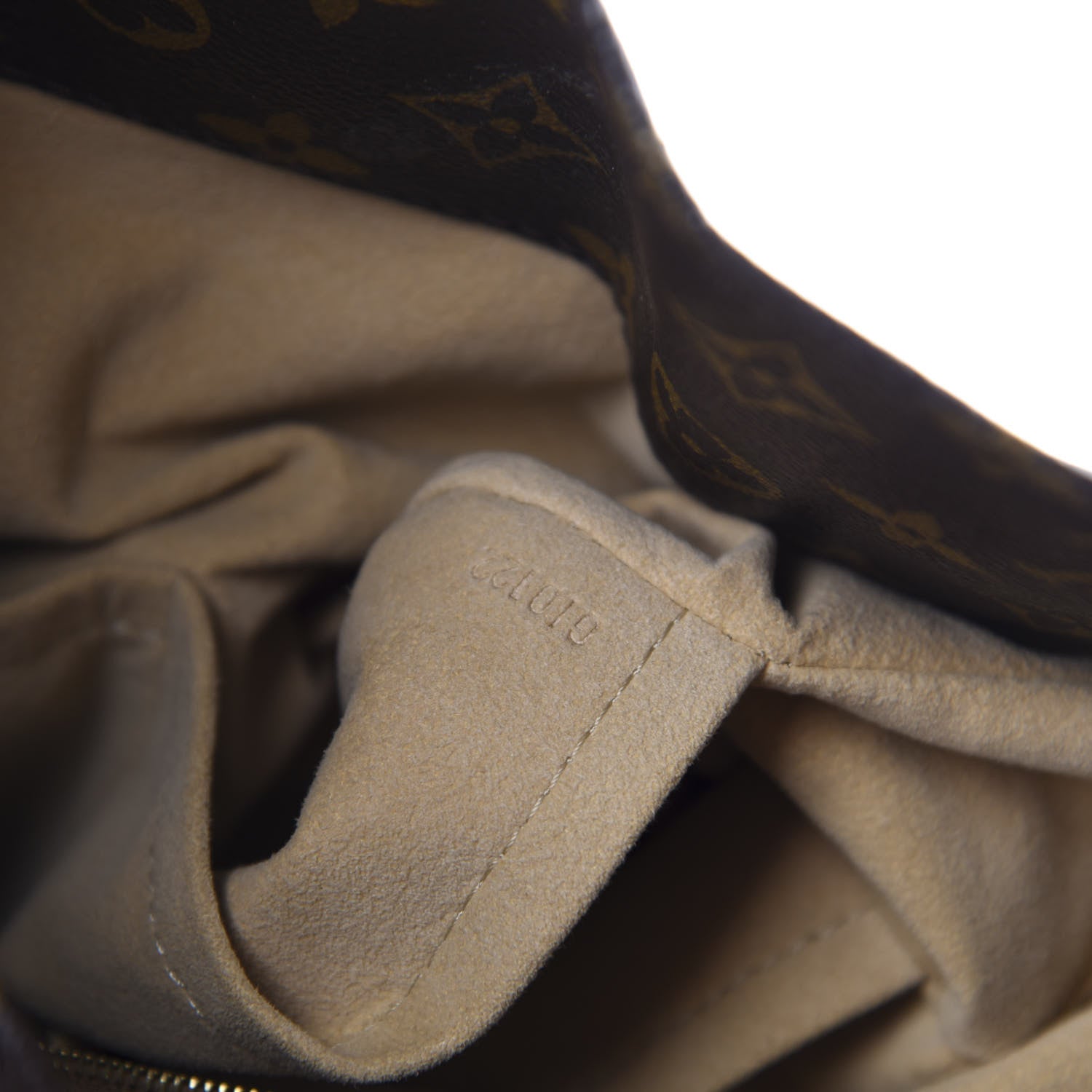 Louis Vuitton Monogram Artsy MM 9 of 10