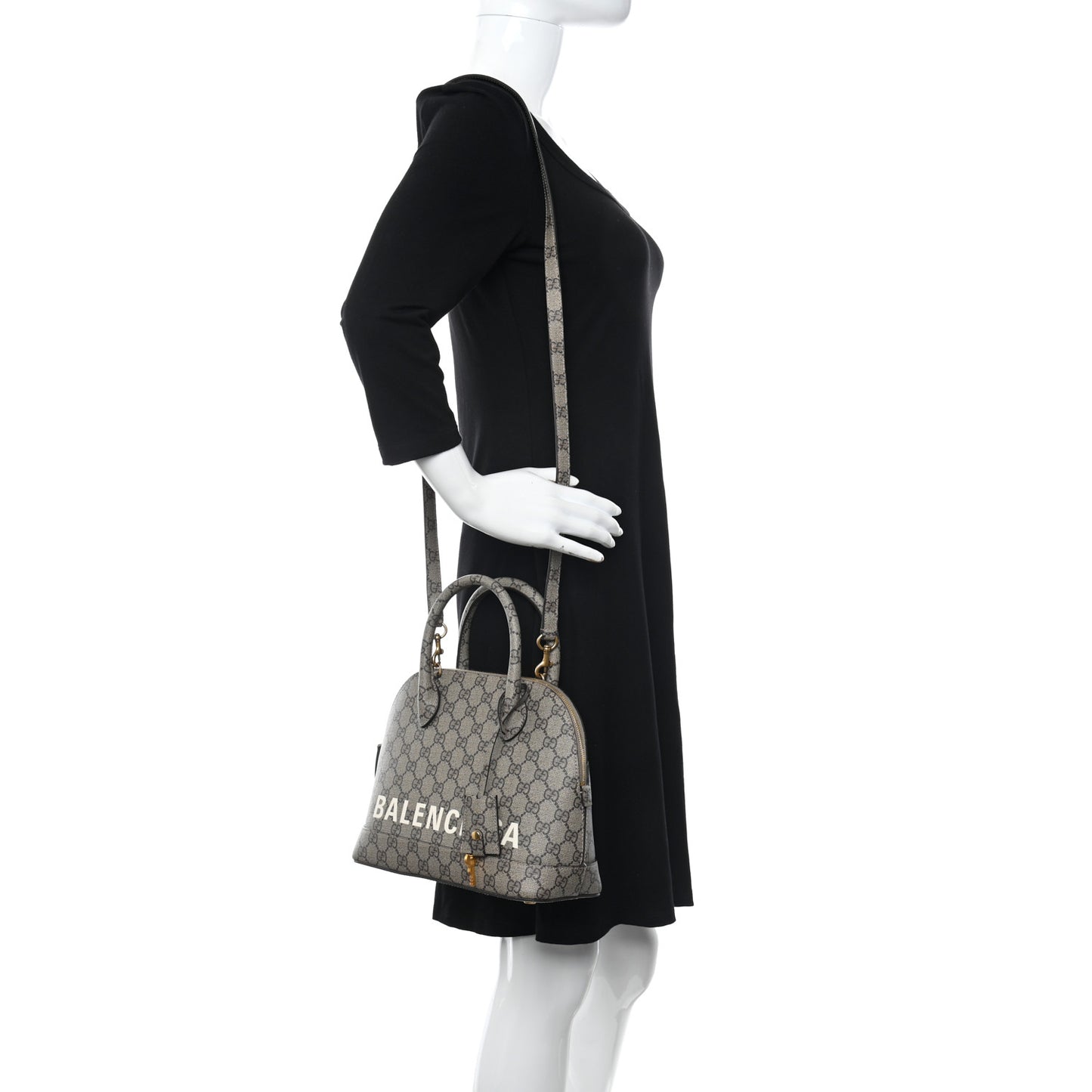 X GUCCI GG Supreme Monogram Small Ville Top Handle Beige Ebony