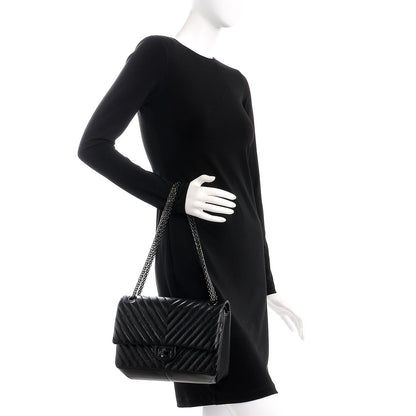 Chanel Aged Calfskin Chevron 2.55 Reissue 226 So Black 3 of 9