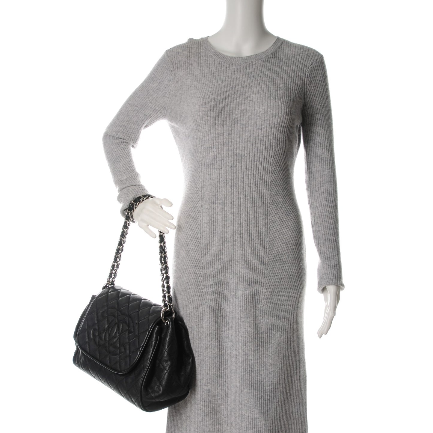 Caviar Quilted Timeless Accordion Flap Black