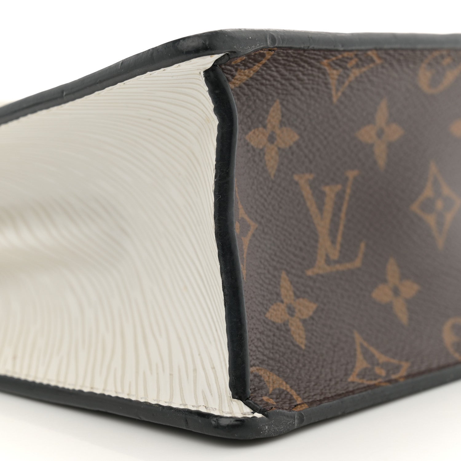 Louis Vuitton Vernis Epi Monogram Spring Street Black 9 of 12