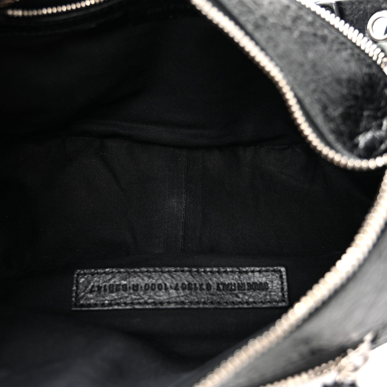 Balenciaga Agneau Arena Small Le Cagole Shoulder Bag Black 6 of 11