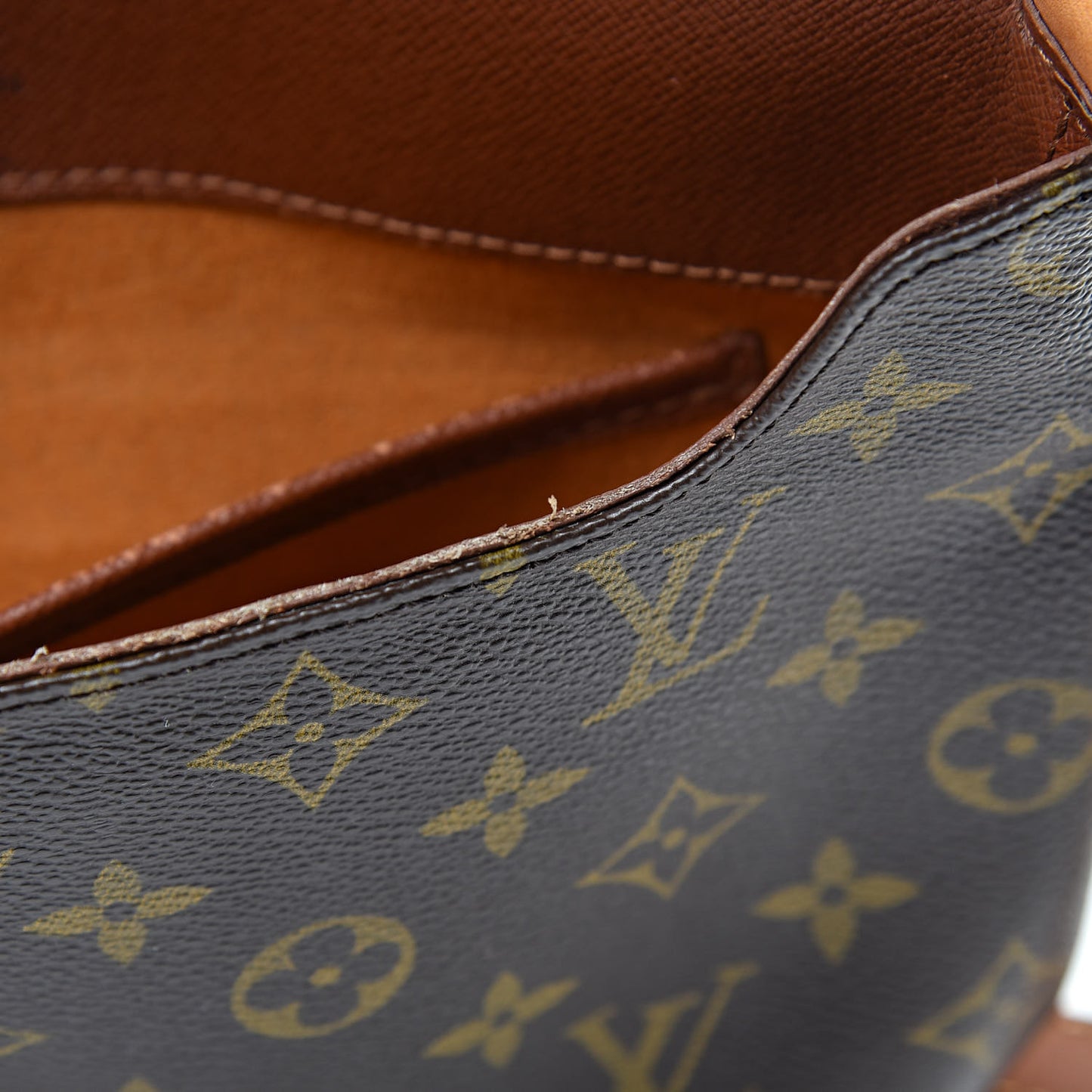 Monogram Musette Tango