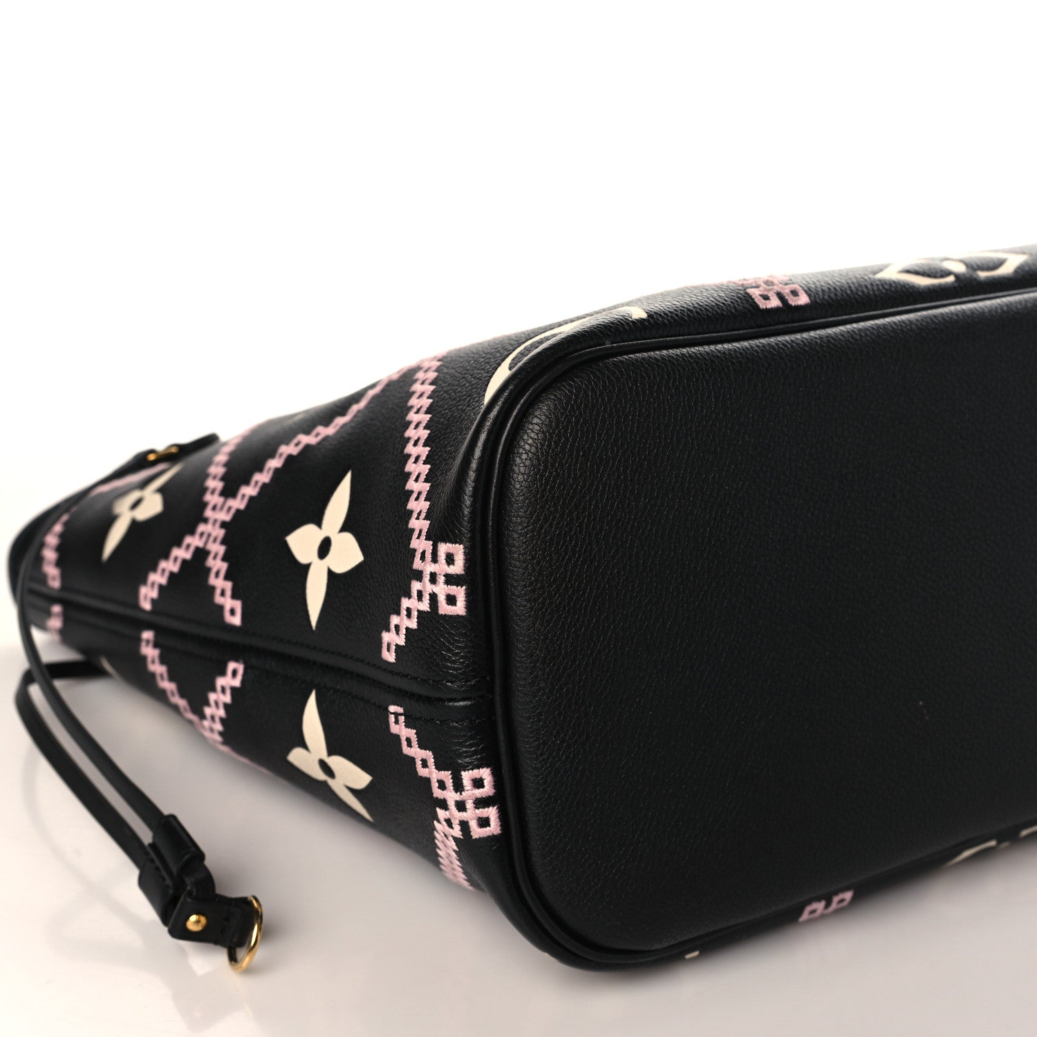Louis Vuitton Empreinte Monogram Giant Broderies Neverfull MM Black 8 of 9
