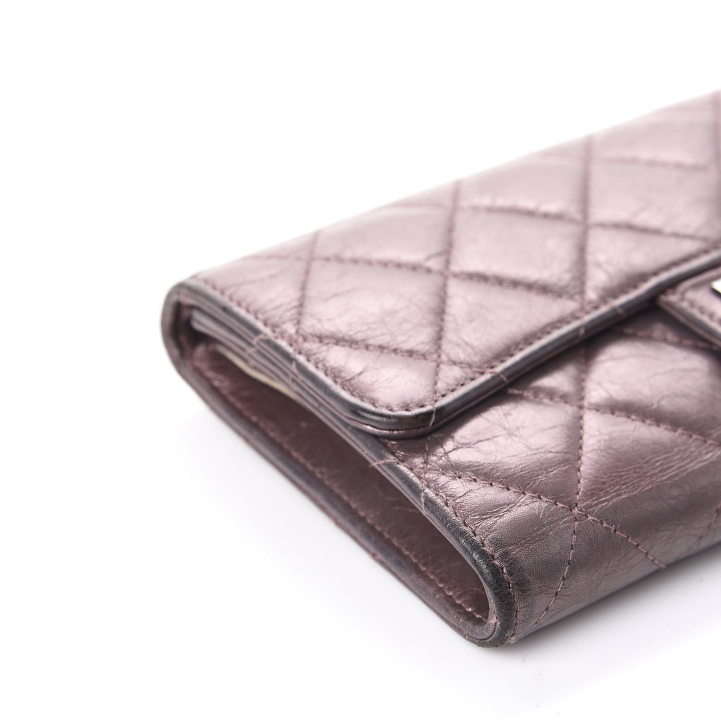 Metallic Aged Calfskin Quilted 2.55 Reissue Wallet Dark Pink
