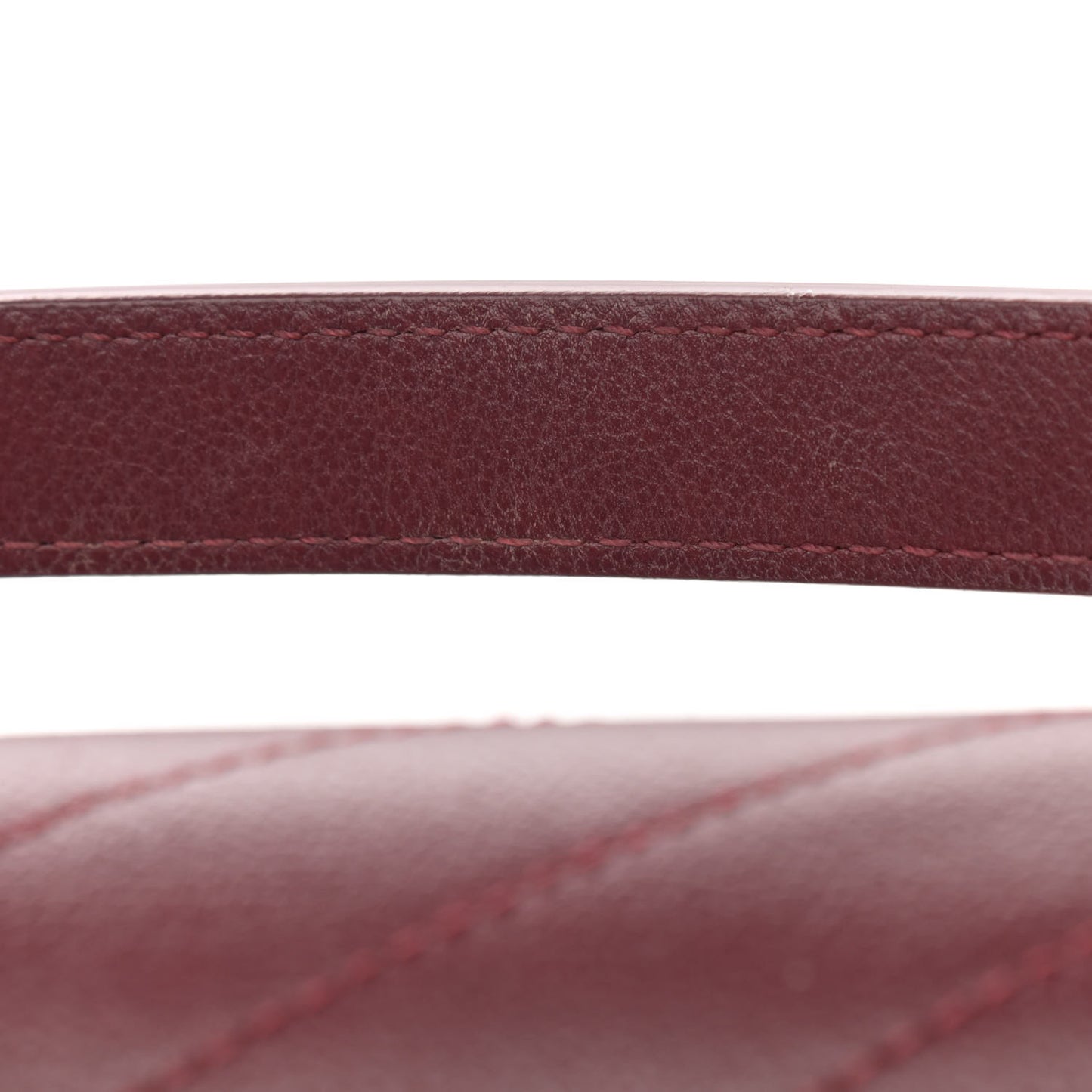 Grained Calfskin Stitched Chevron Medium Chic Top Handle Flap Red