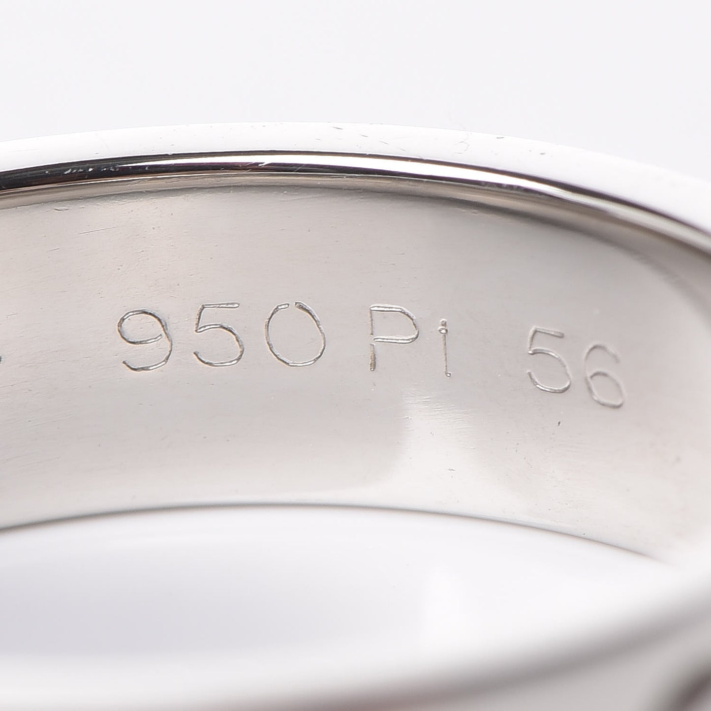 Platinum 5.5mm LOVE Ring 56 7.5
