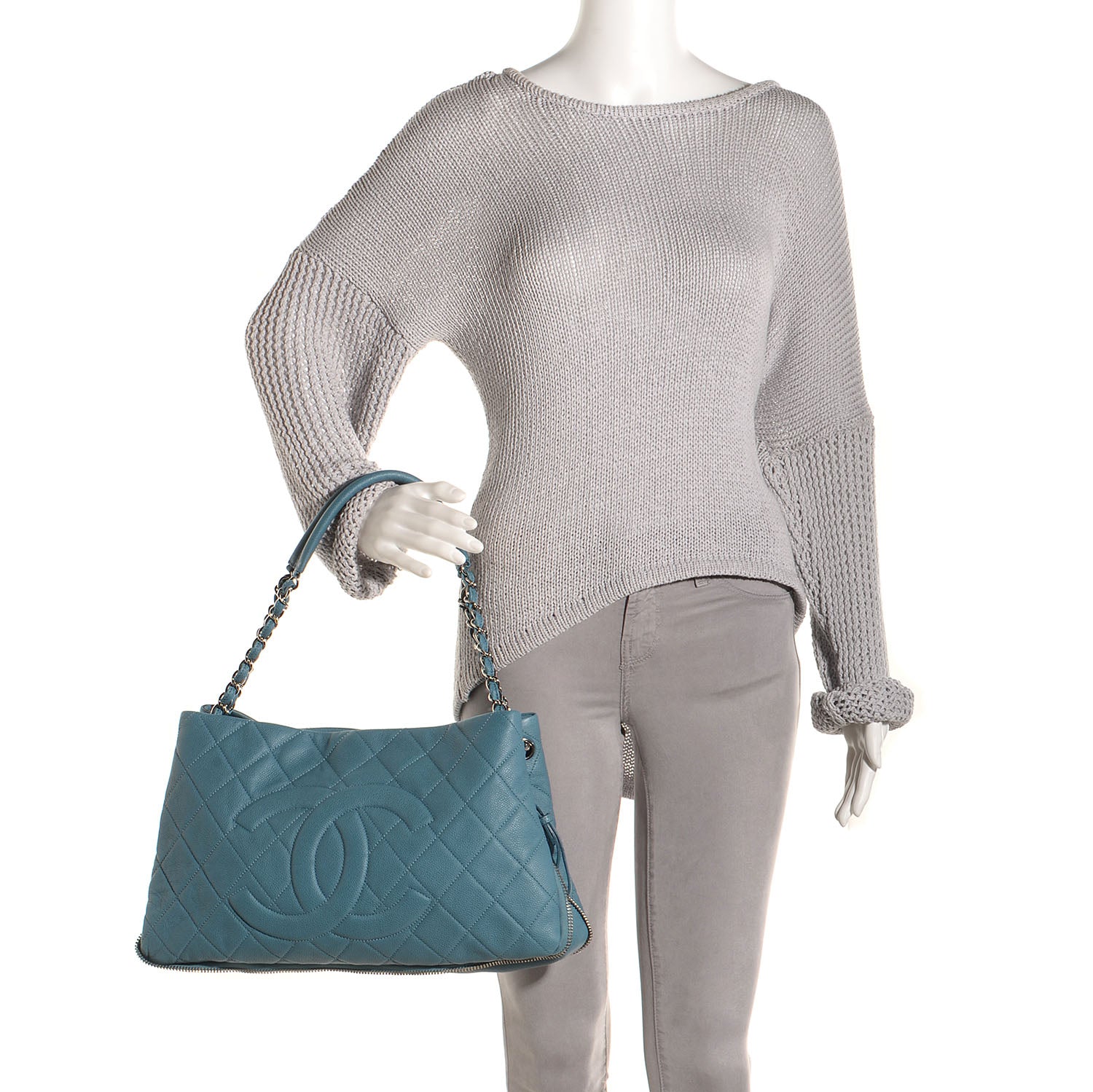 Chanel Caviar Expandable Zip Shoulder Bag Blue 2 of 7