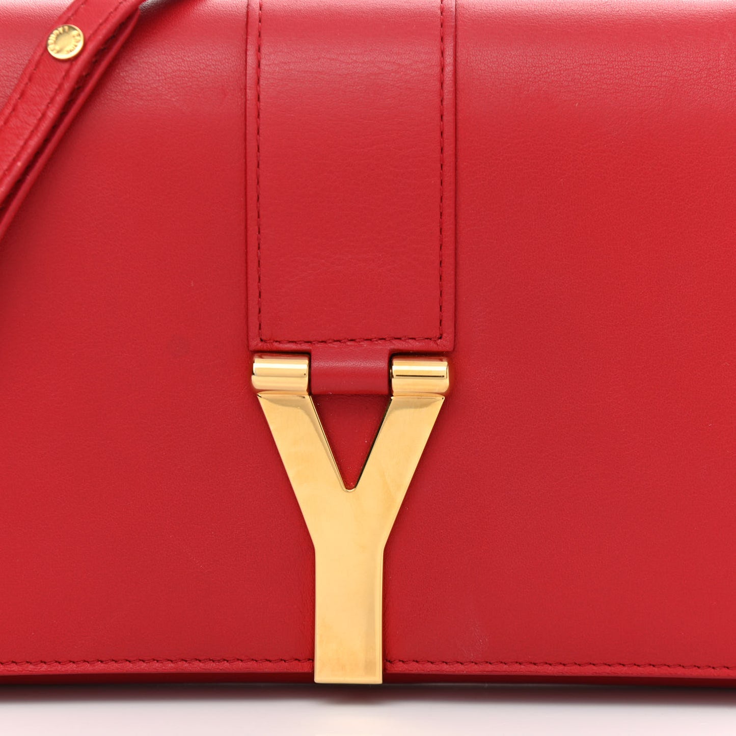 Calfskin Classic Y Ligne Chain Wallet Vermillion