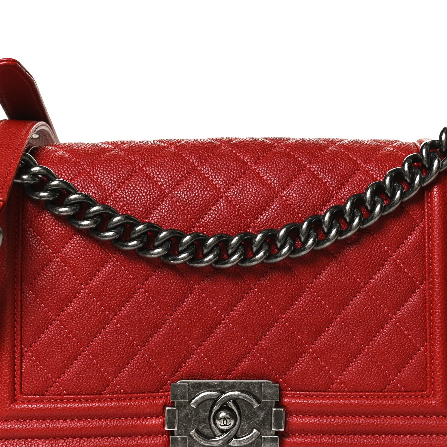 Caviar Quilted Medium Boy Flap Red