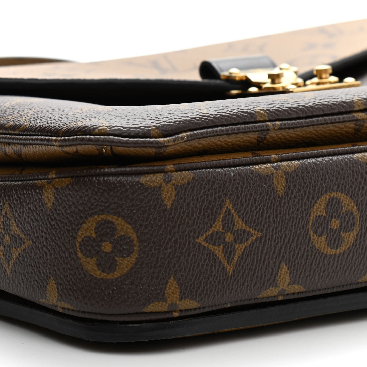 Reverse Monogram Pochette Metis
