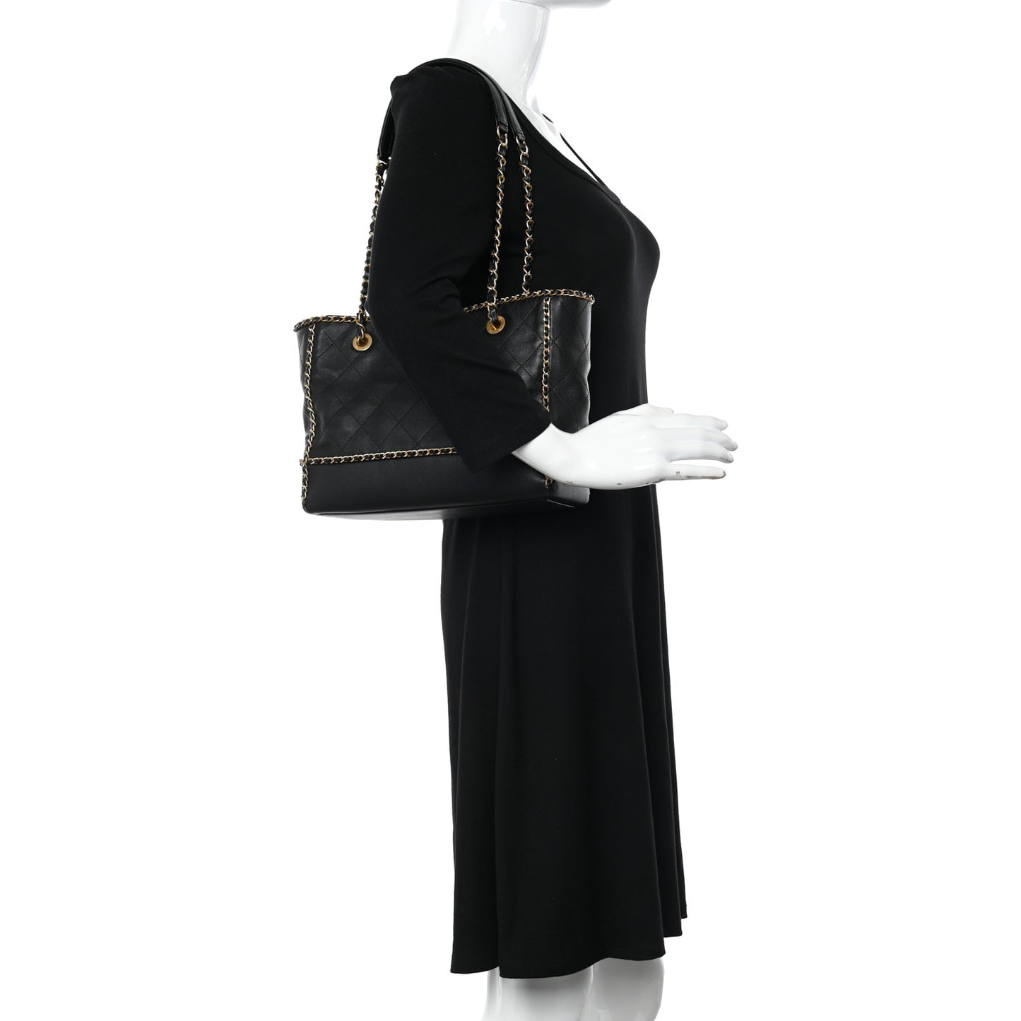 Calfskin Quilted Chain Lines Shopping Tote Black