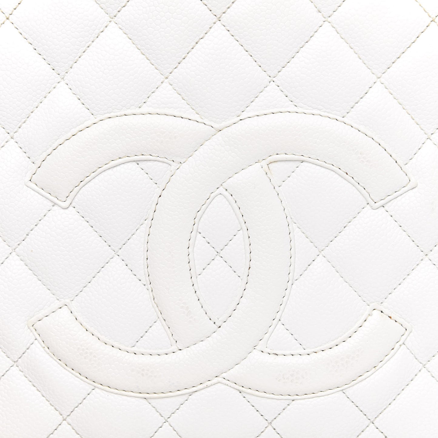 Caviar Quilted Grand Shopping Tote GST White