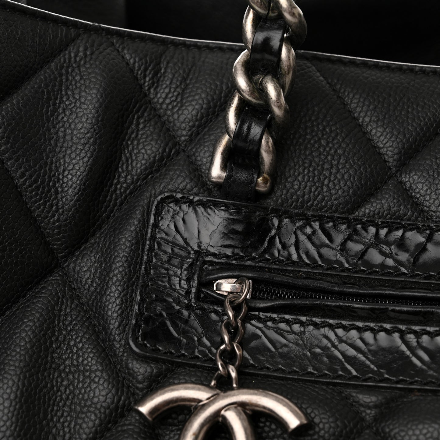 Caviar Quilted Coco Casual Tote Black