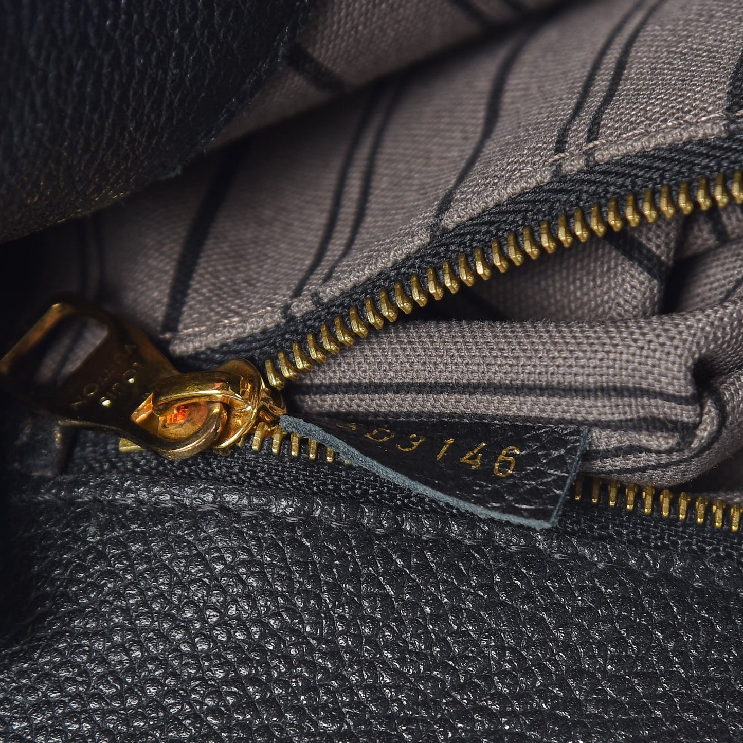 Empreinte Spontini Black