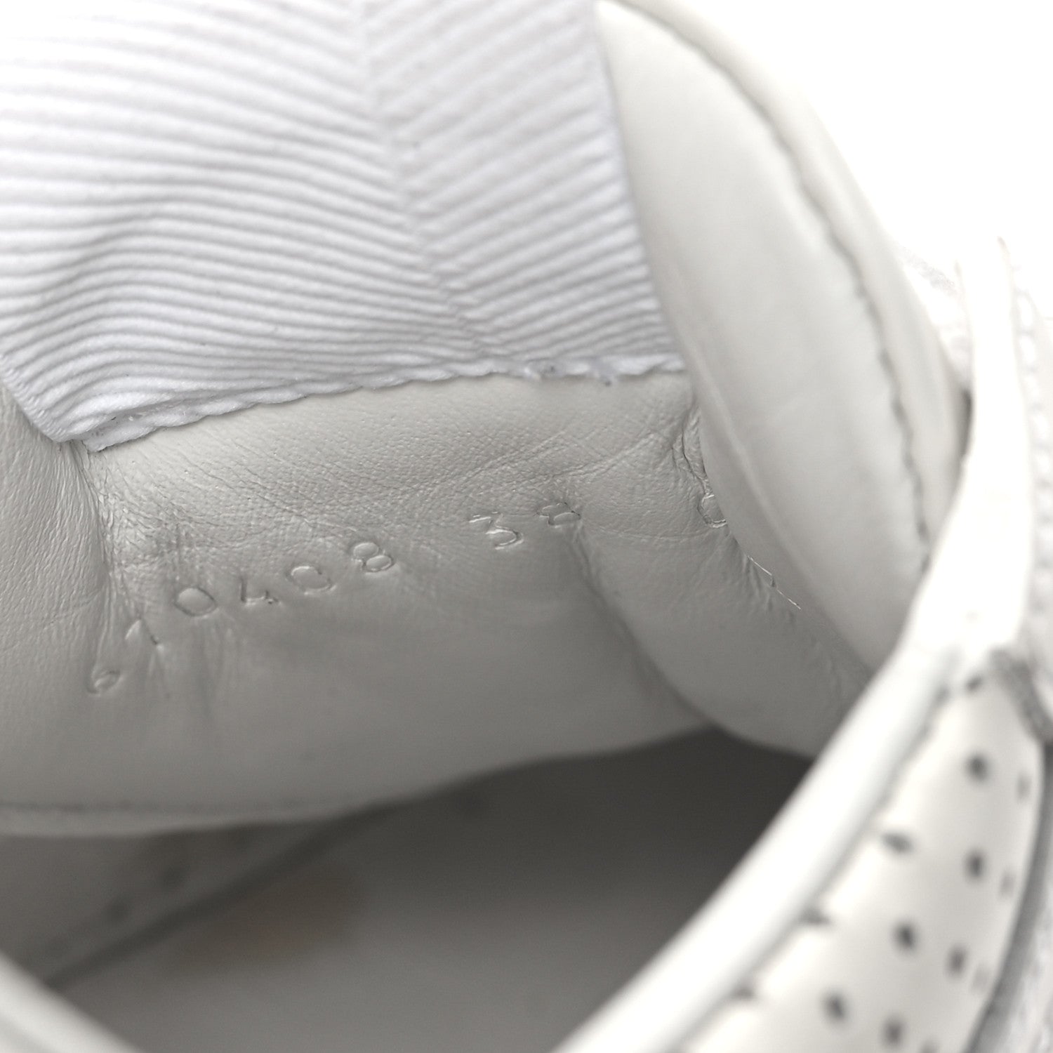 Gucci Calfskin GG Tennis Embossed Perforated Womens Platform 55mm Sneakers 38 Great White 8 of 11