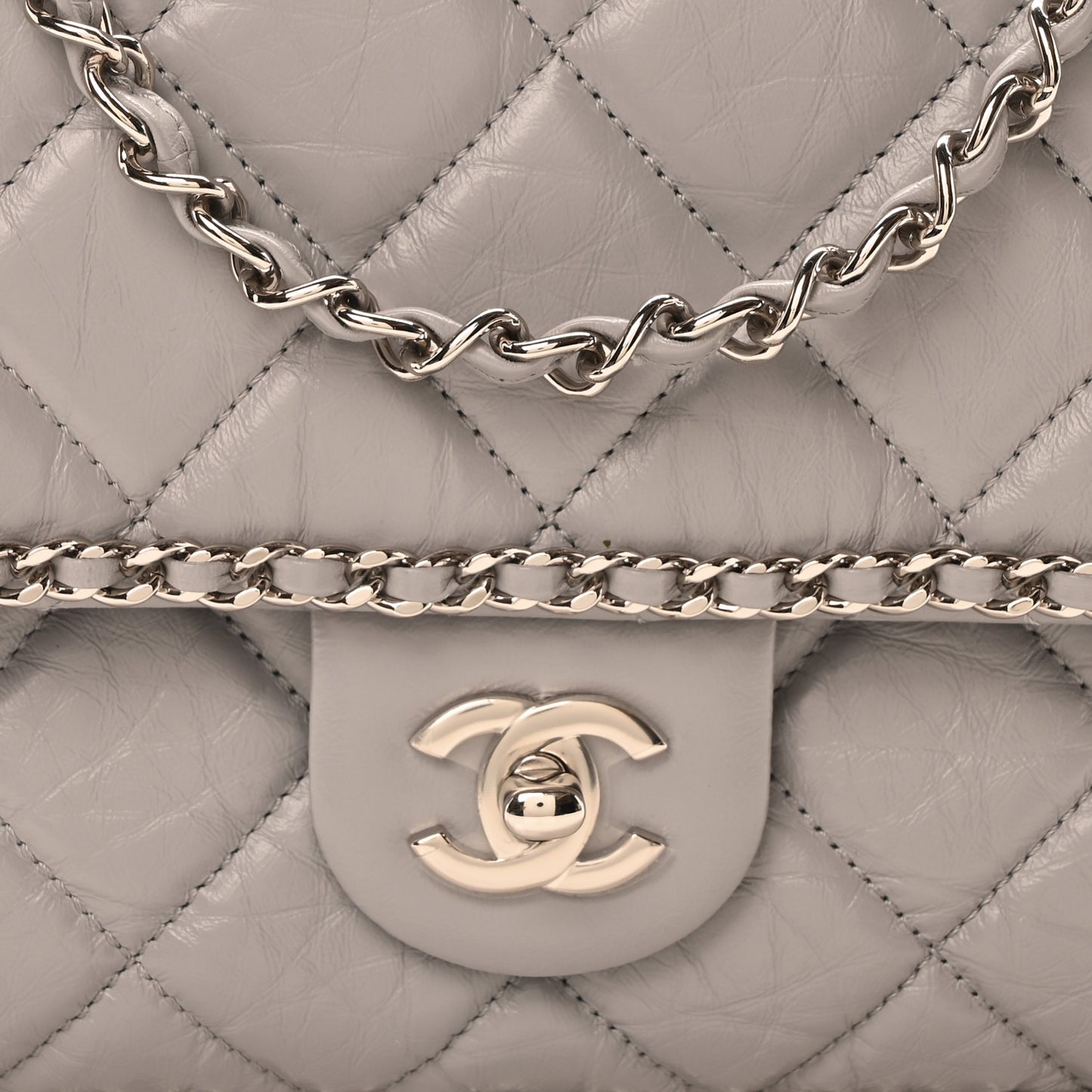 Crumpled Calfskin Medium Chain All Over Flap Grey