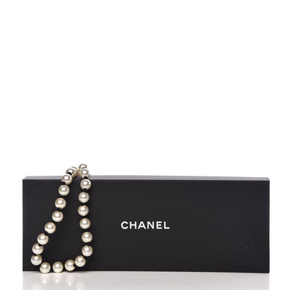 Chanel Pearl Long CC Necklace Gold 11 of 11