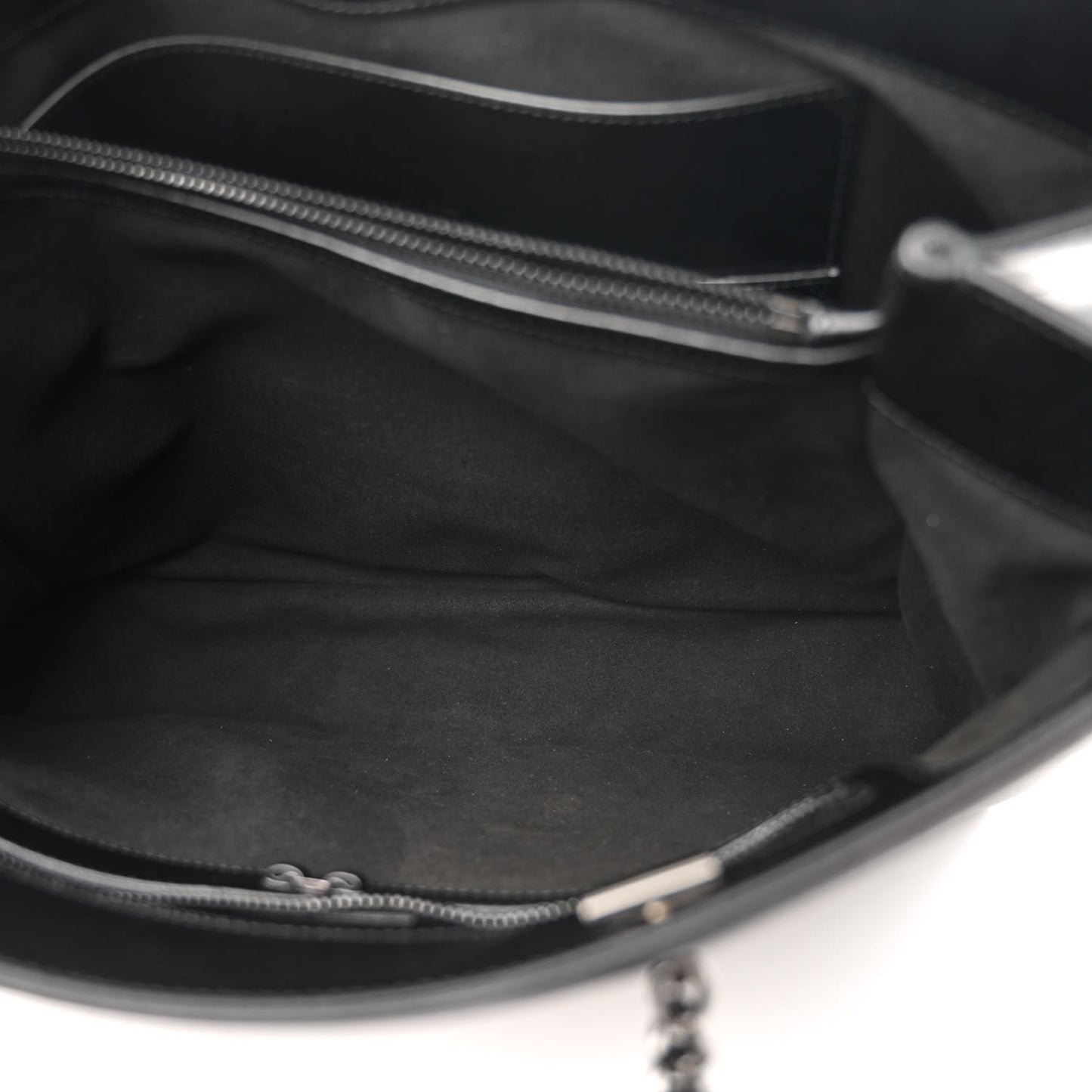 Calfskin Vara Bow Chain Tote Black