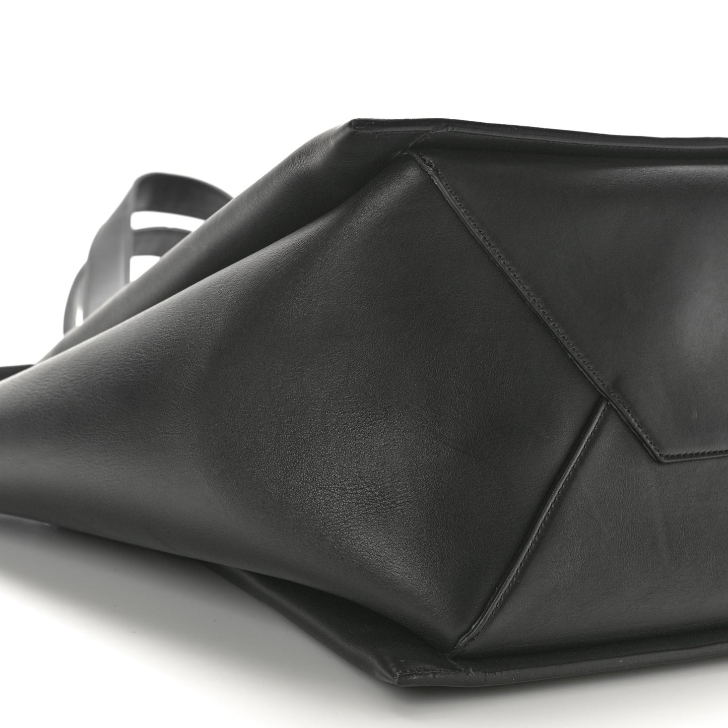 Supple Natural Calfskin Vertical Tri-Fold Bag Black