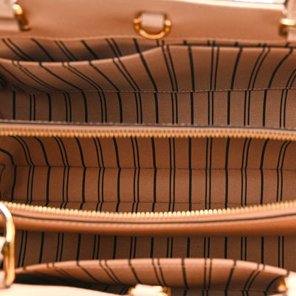 Louis Vuitton Empreinte Montaigne MM Beige Rose 5 of 9