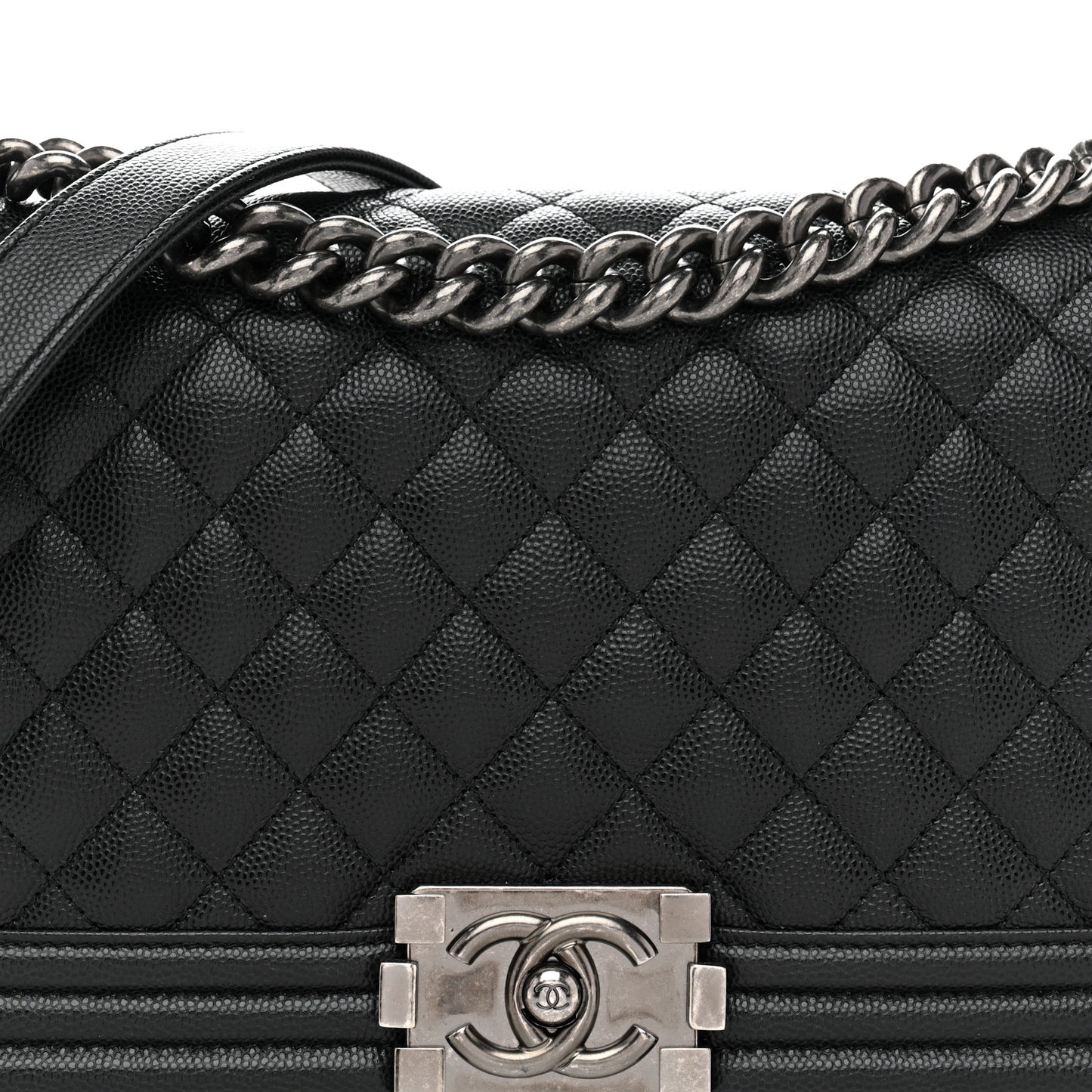 Caviar Quilted Medium Boy Flap Black