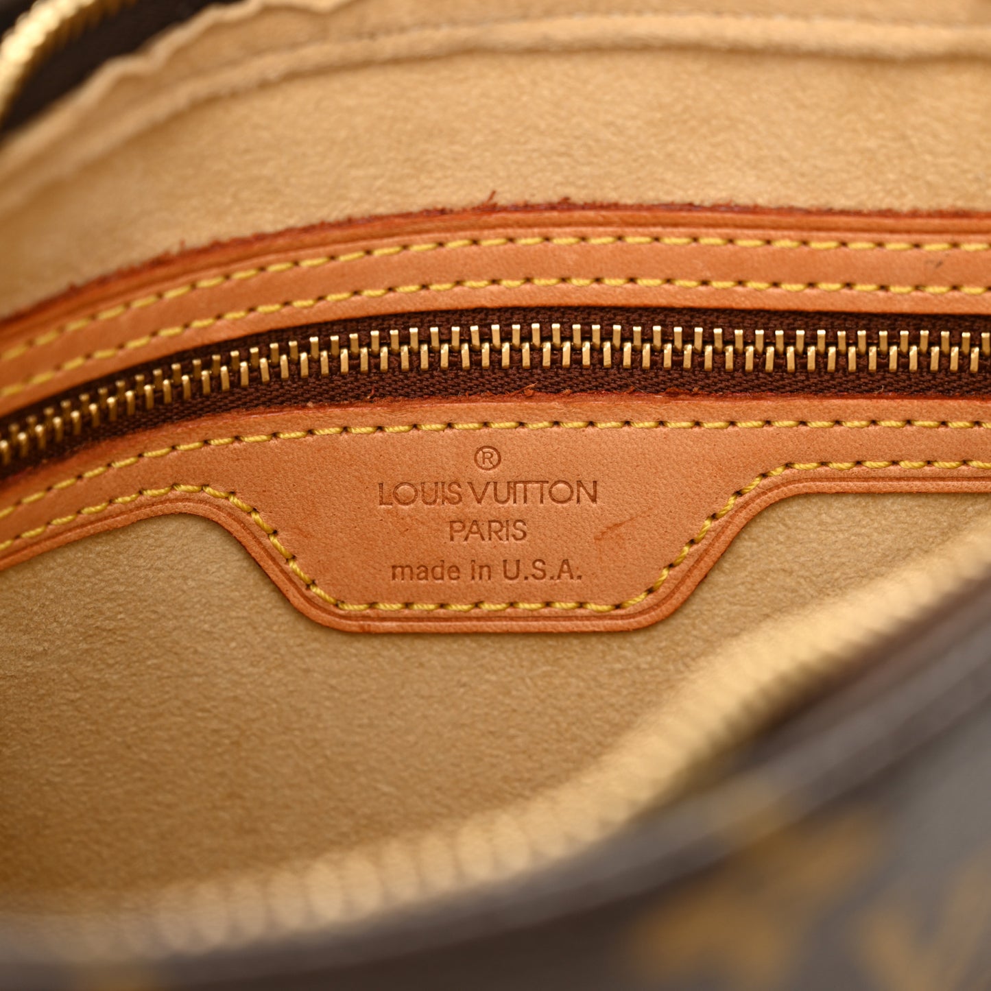 Monogram Looping MM