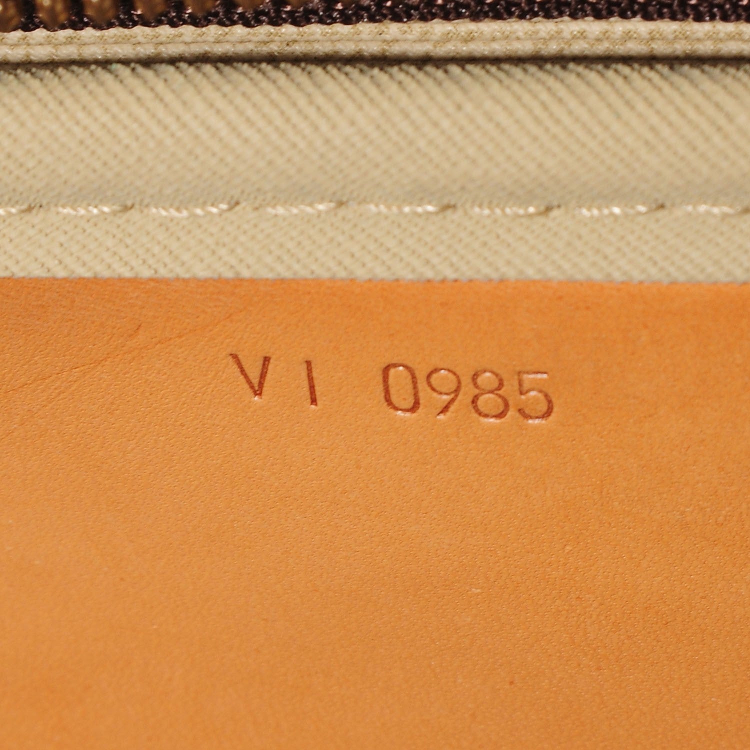 Louis Vuitton Monogram Alize 1 Compartment 8 of 9