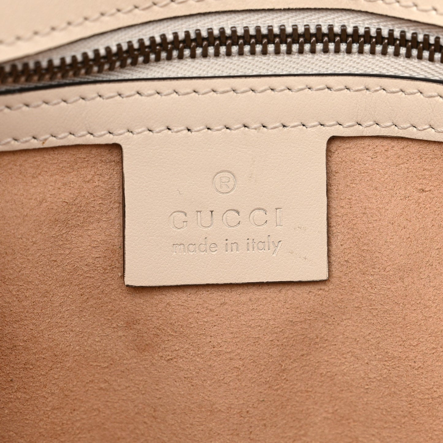 Calfskin Matelasse Small GG Marmont Shoulder Bag White