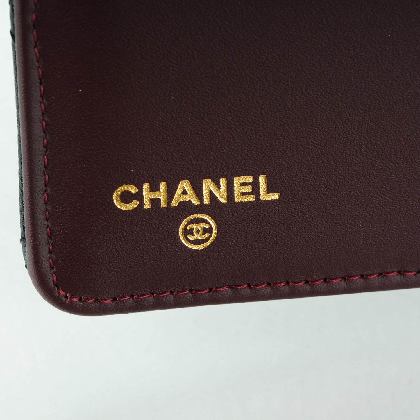 Caviar Quilted Zipped Pocket Wallet Black