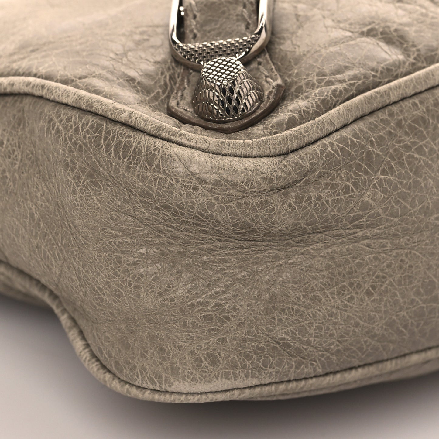 Agneau Giant 12 Silver Hardware Hip Papyrus