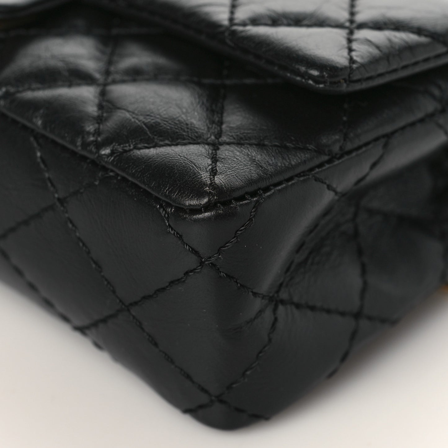 Aged Calfskin Quilted 2.55 Reissue Flap Belt Bag Clutch Black