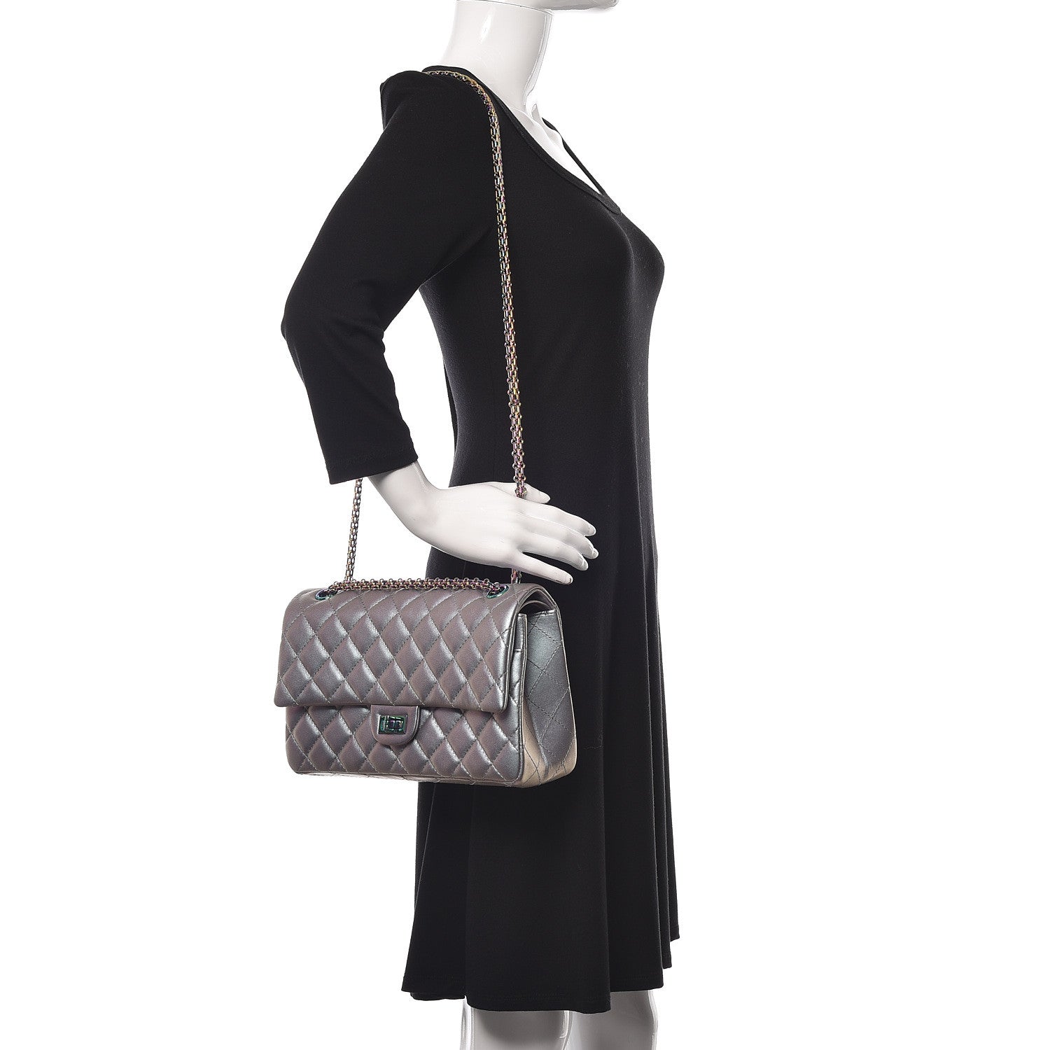 Chanel Iridescent Lambskin Quilted 2.55 Reissue 226 Flap Light Purple 2 of 9