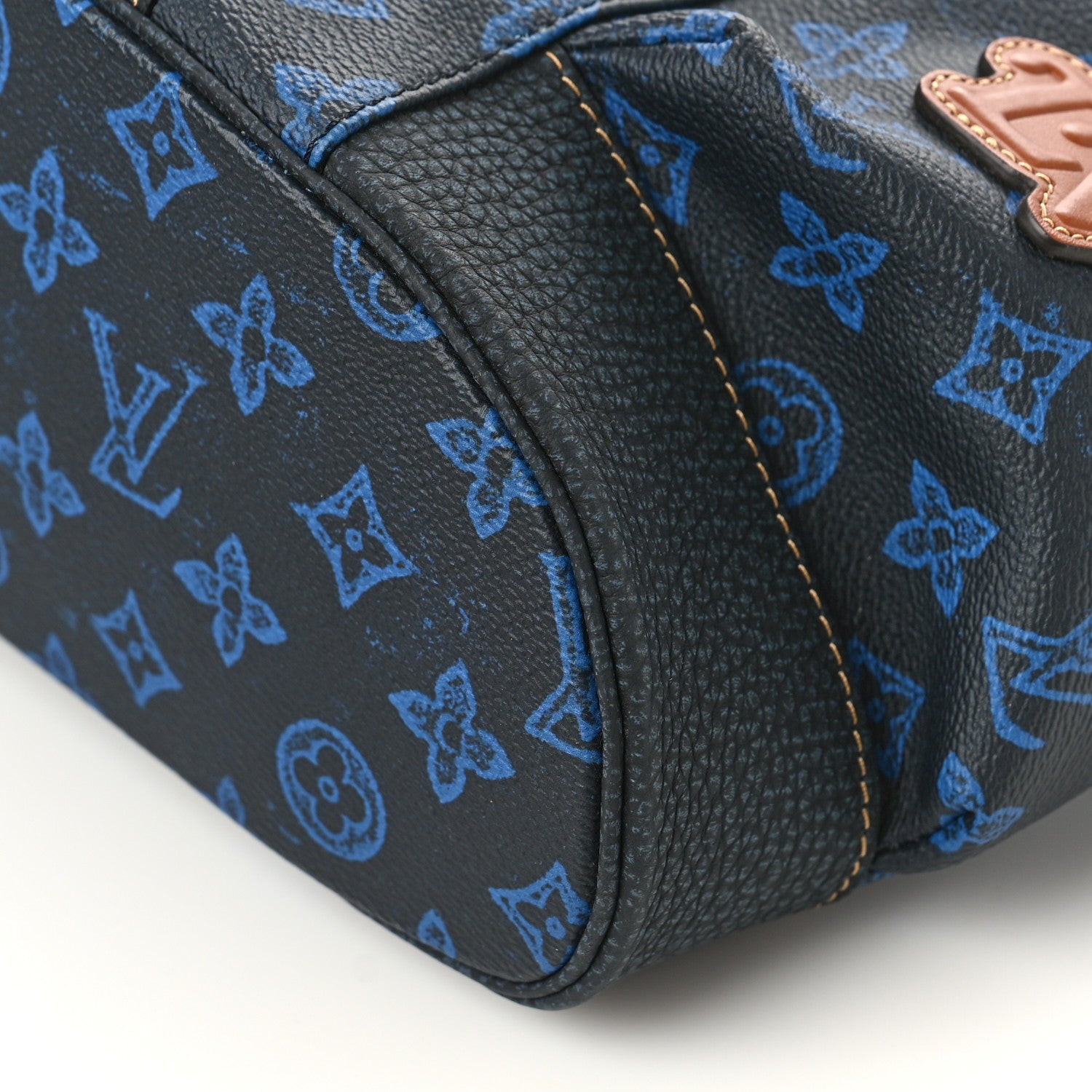 Louis Vuitton Monogram LV Record Christopher MM Backpack Blue 1334057 –  FASHIONPHILE