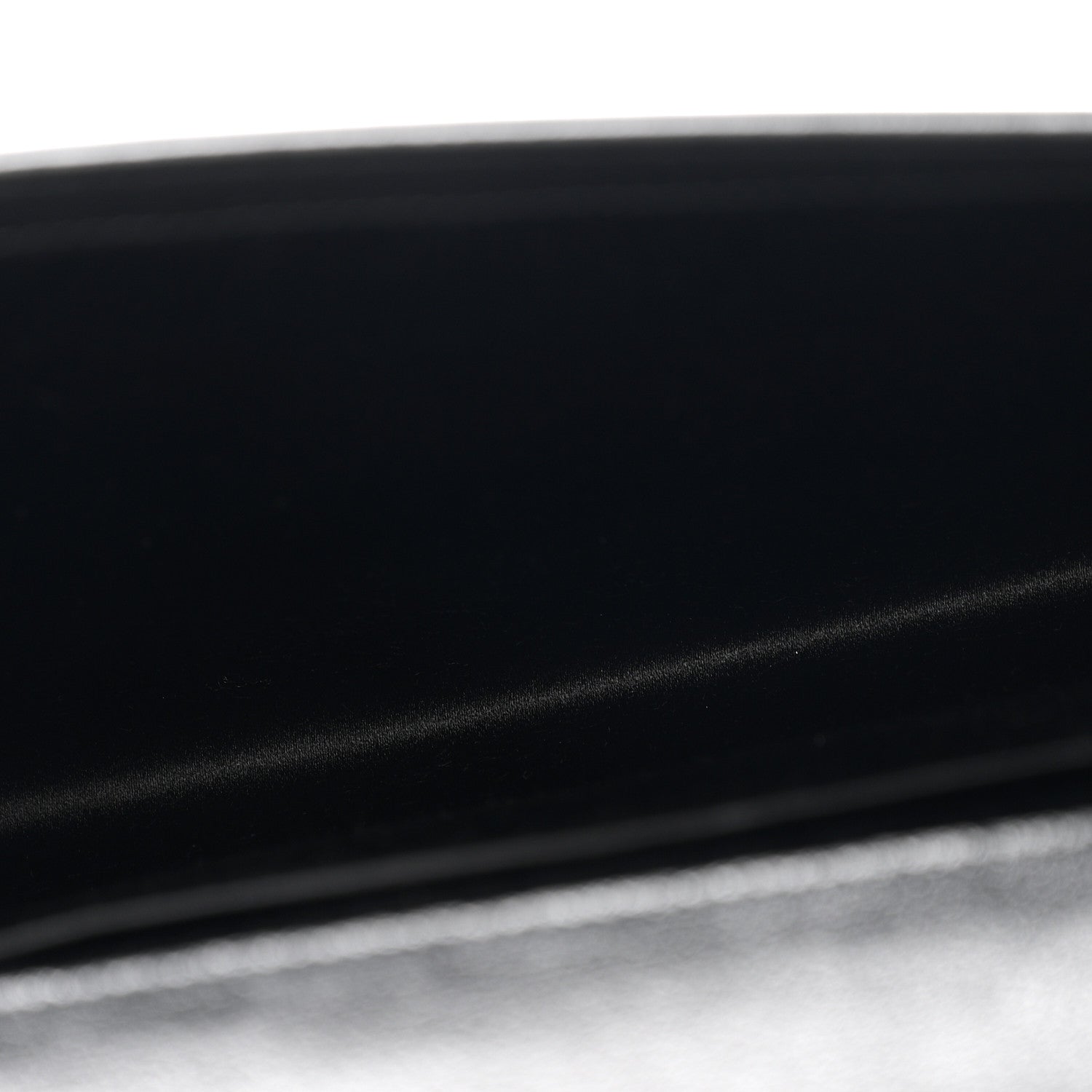 Saint Laurent Calfskin Monogram Large Belle De Jour Clutch Black 5 of 10