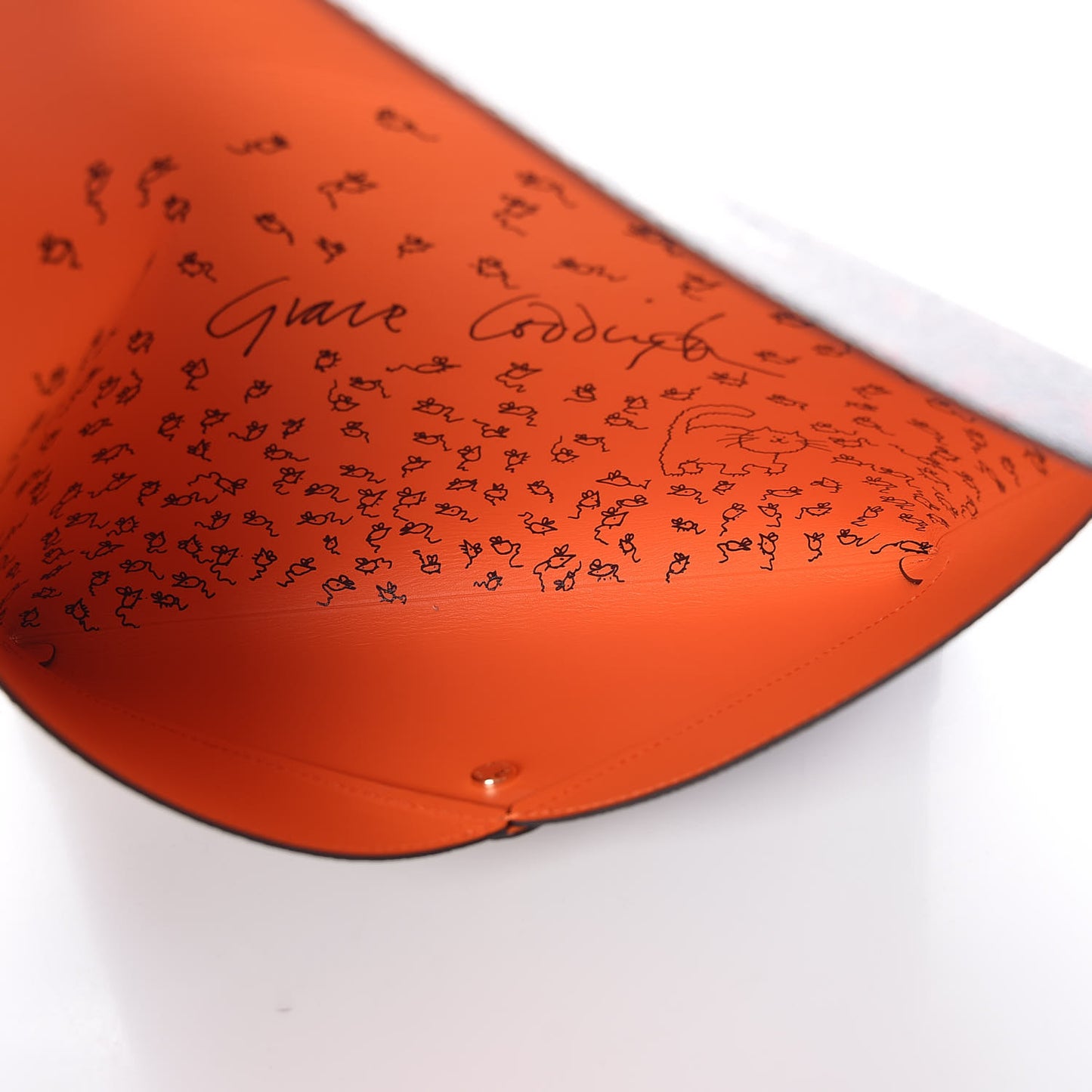 Catogram Kirigami Pochette Set Marron White Black