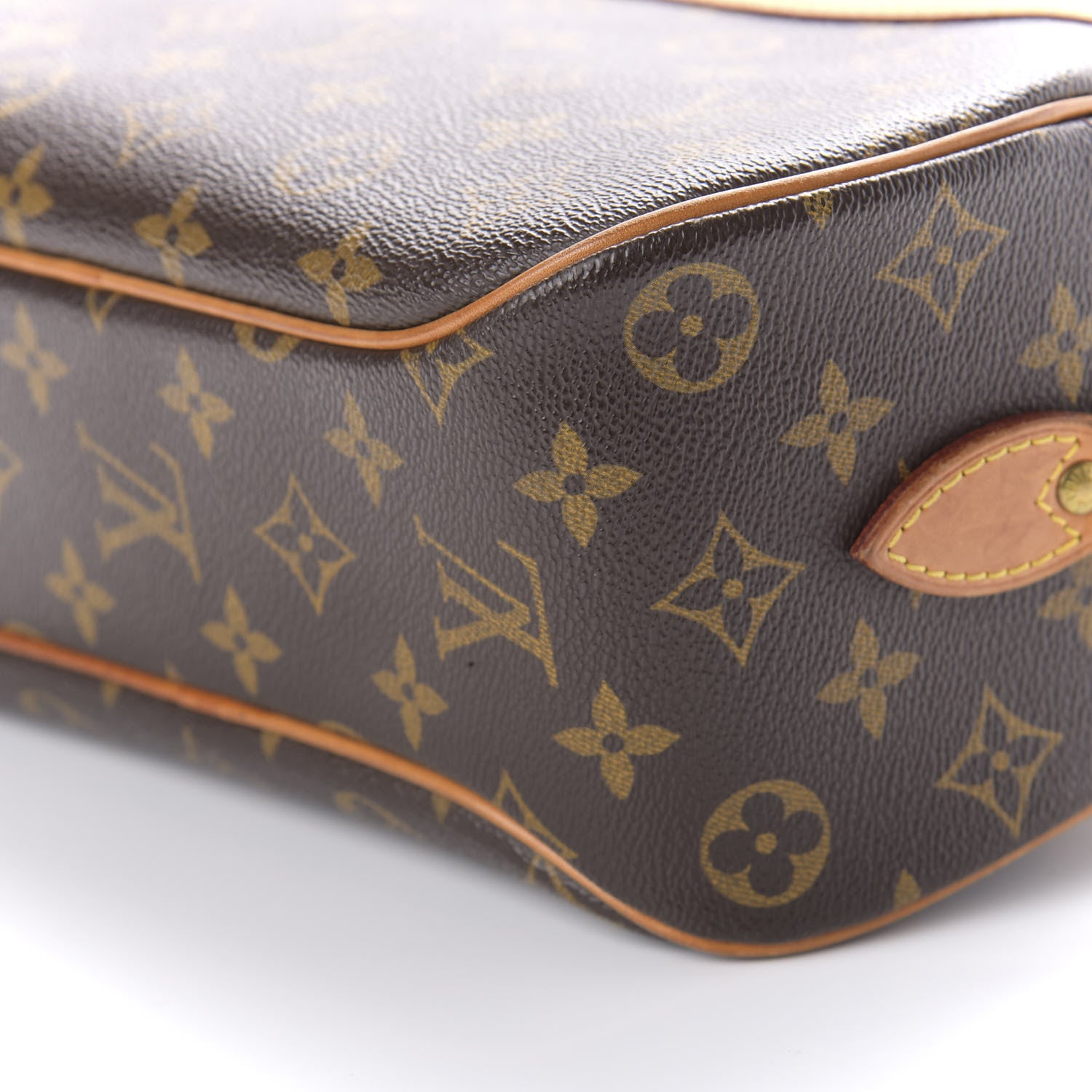 Louis Vuitton Monogram Blois 13 of 13