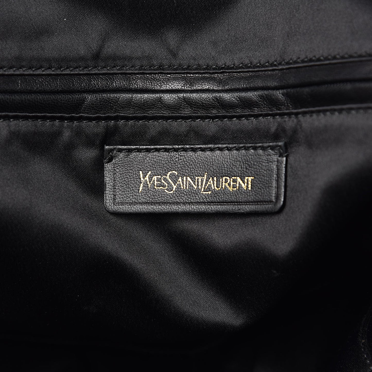 Calfskin Oversized Muse Black