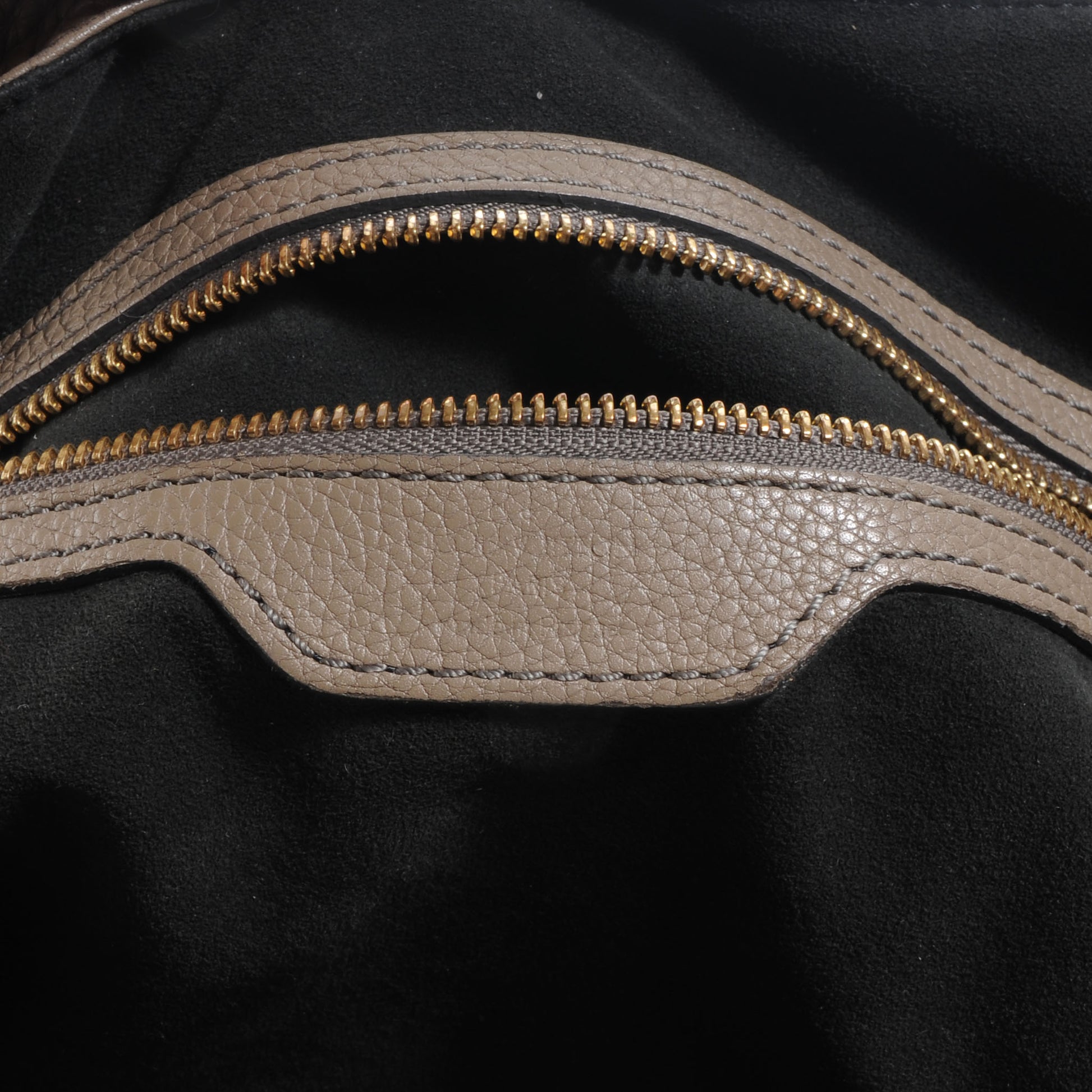 Louis Vuitton Mahina L Taupe 6 of 8