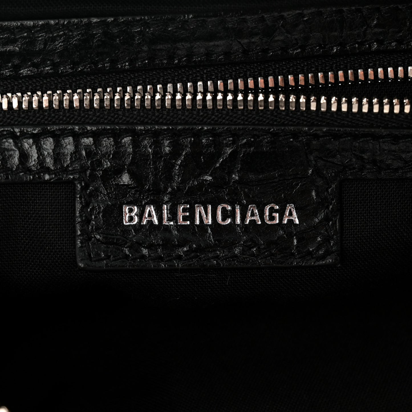 Agneau Arena Small Le Cagole Shoulder Bag Black