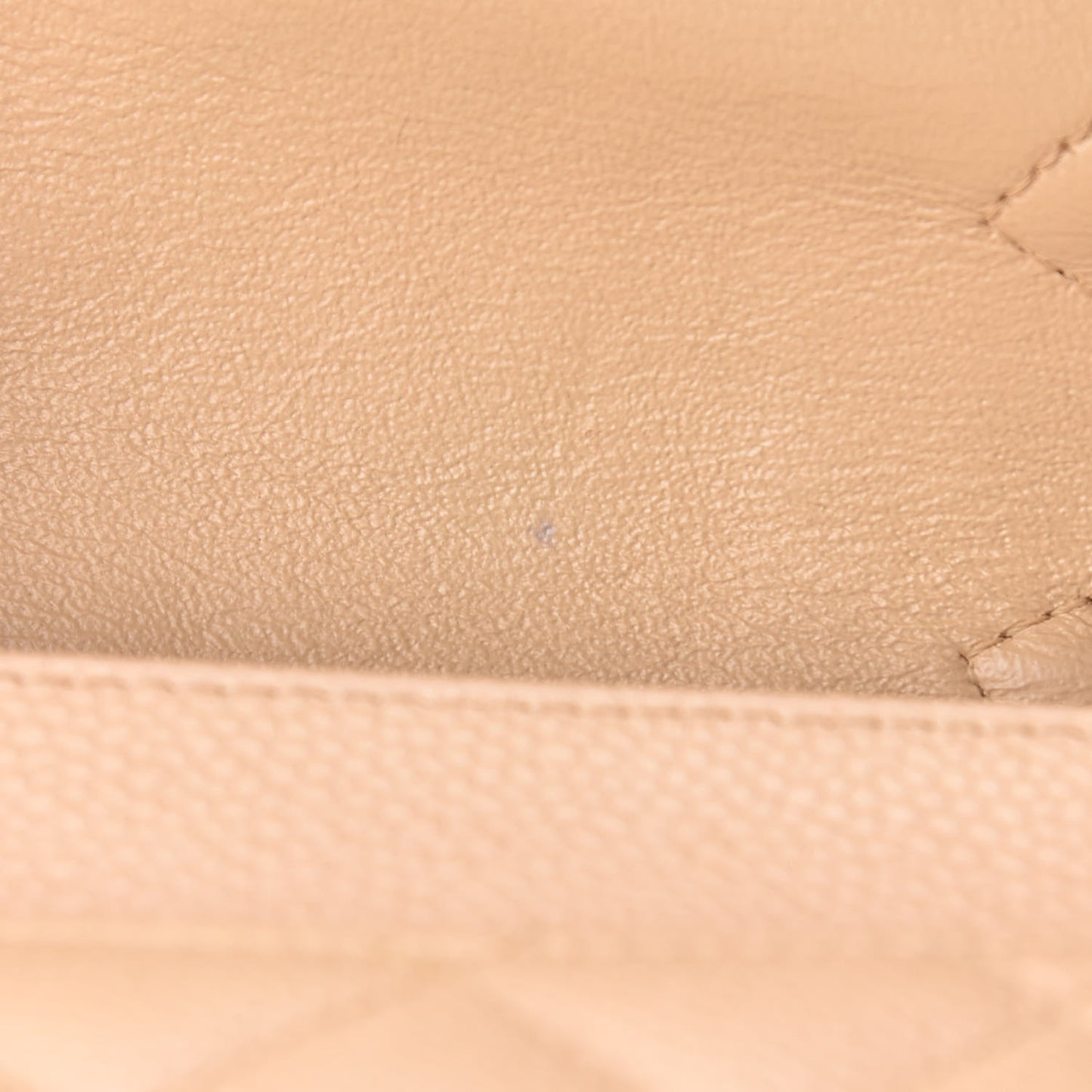 Caviar Quilted Medium Double Flap Beige Clair