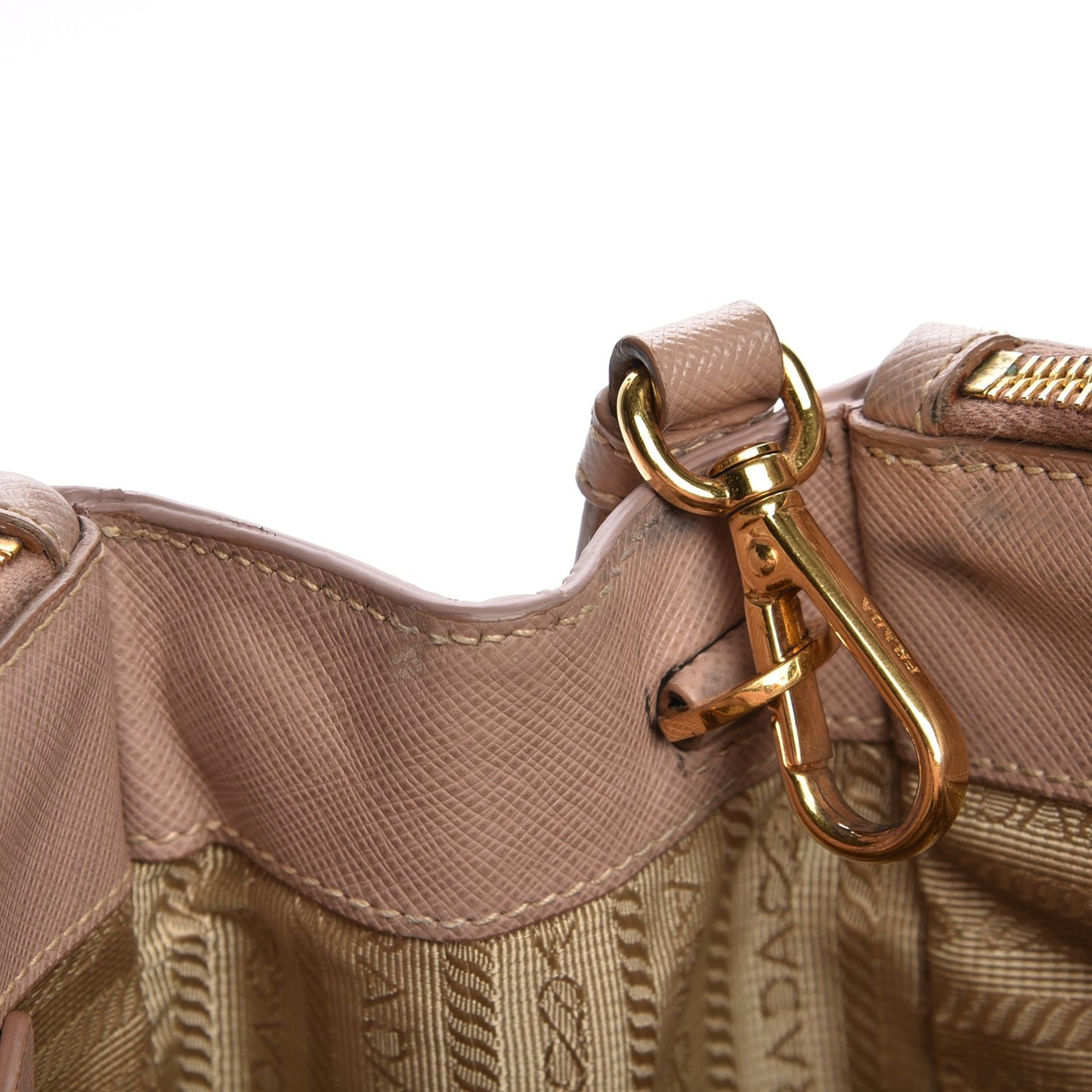 Saffiano Medium Galleria Double Zip Tote Cammeo