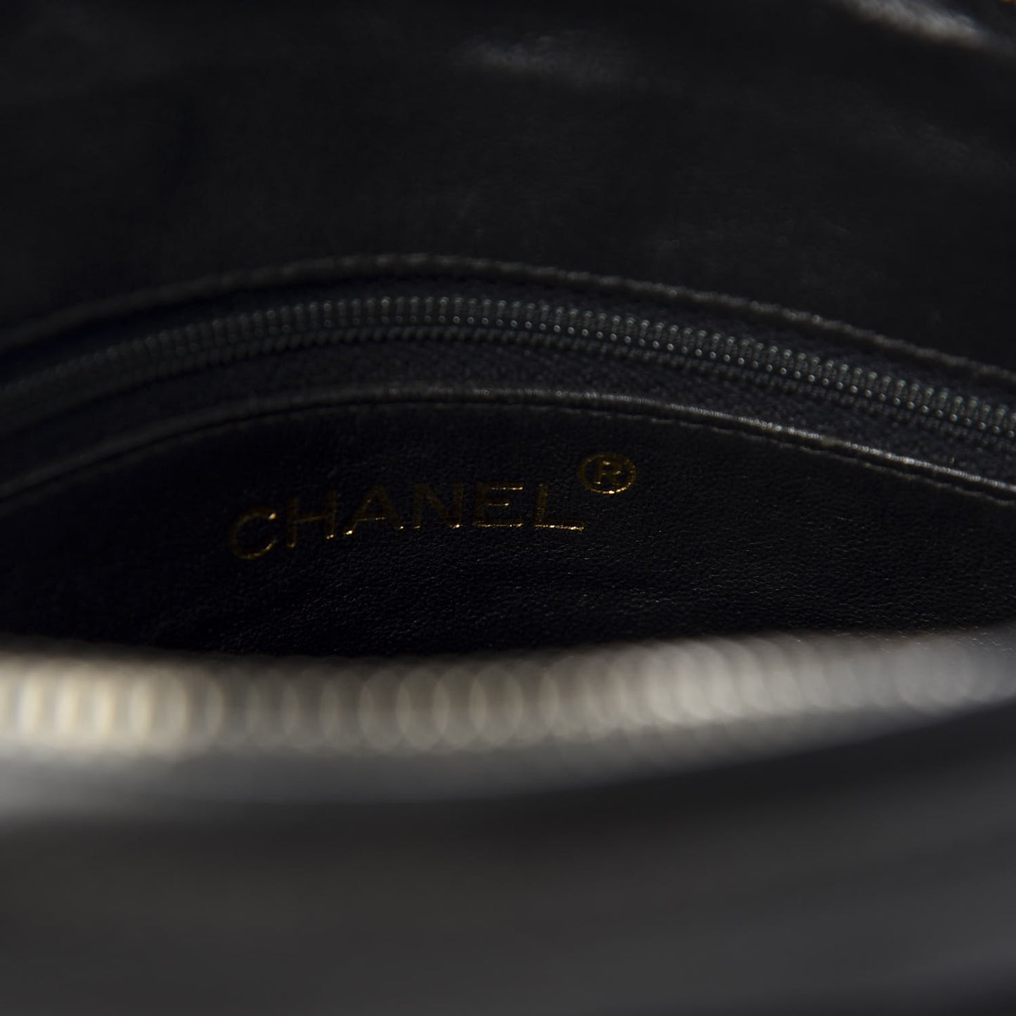 Caviar Quilted Flap Shoulder Bag Black
