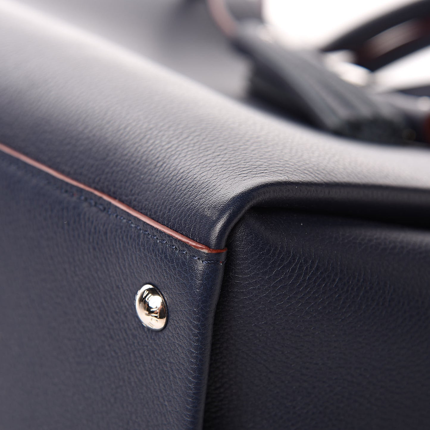 Calfskin Lockmeto Marine Rouge