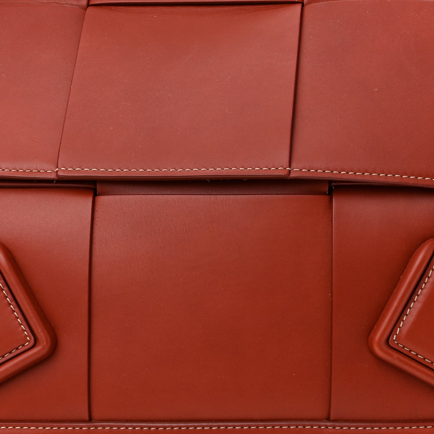 French Calfskin Maxi Intrecciato Medium Arco Rust