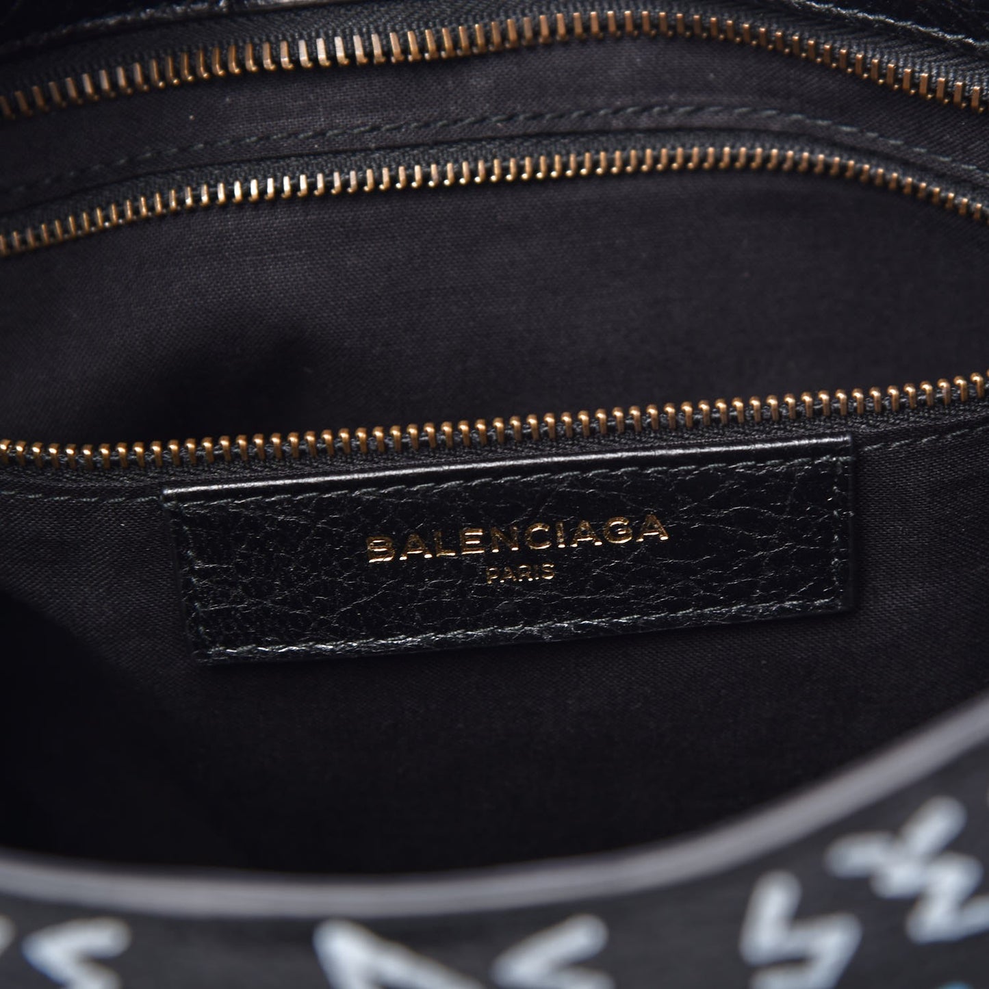 Agneau Graffiti All Over Classic Hardware City Black Multicolor
