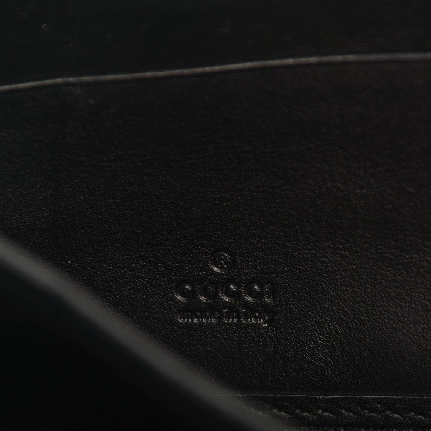Guccissima Margaux Calfskin Metal Bar Zip Around Wallet Black