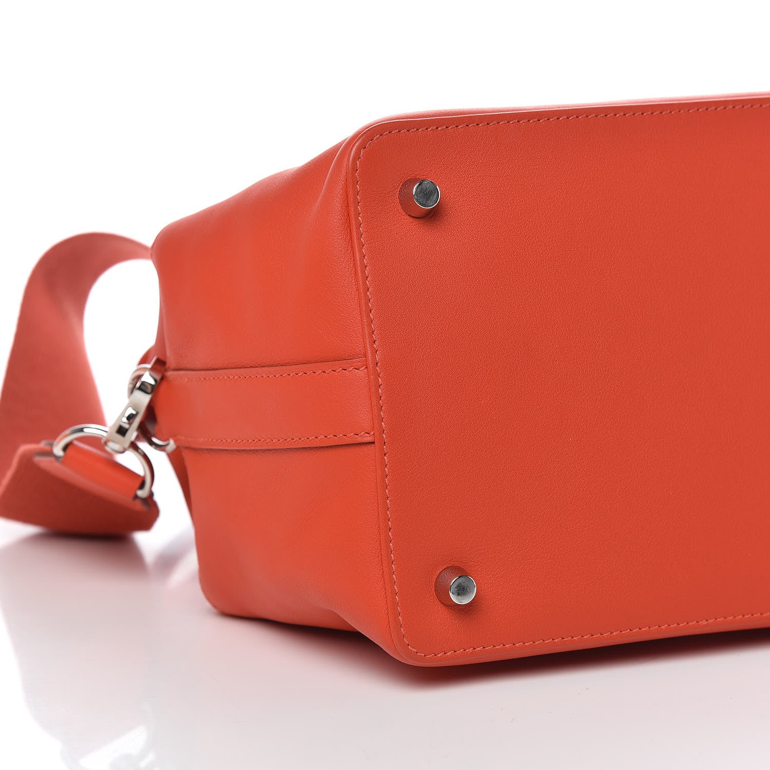 Hermes Swift Toolbox 20 Capucine 9 of 12