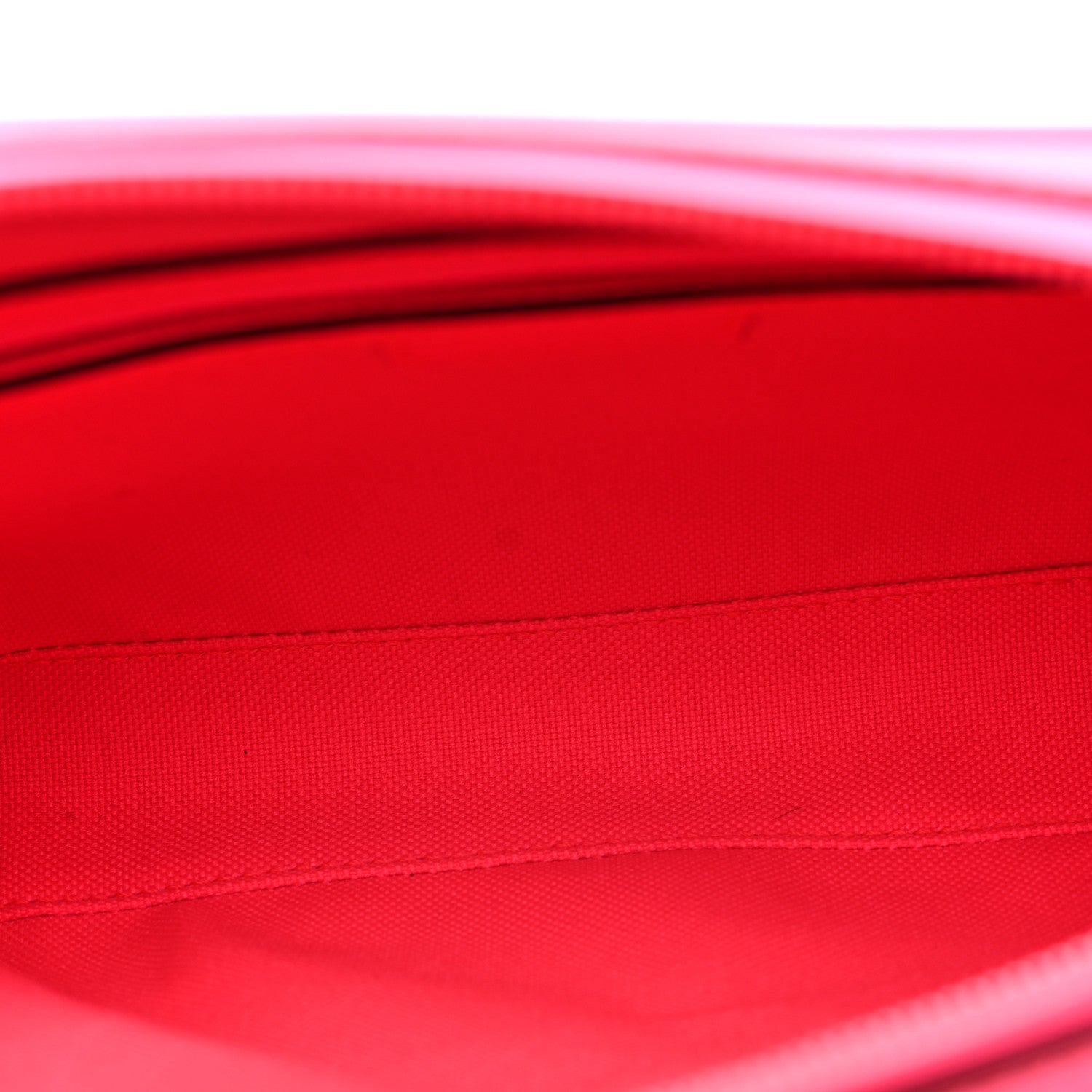 Gucci Rubber Effect Monogram GG Crossbody Bag Fluorescent Fuchsia 5 of 9