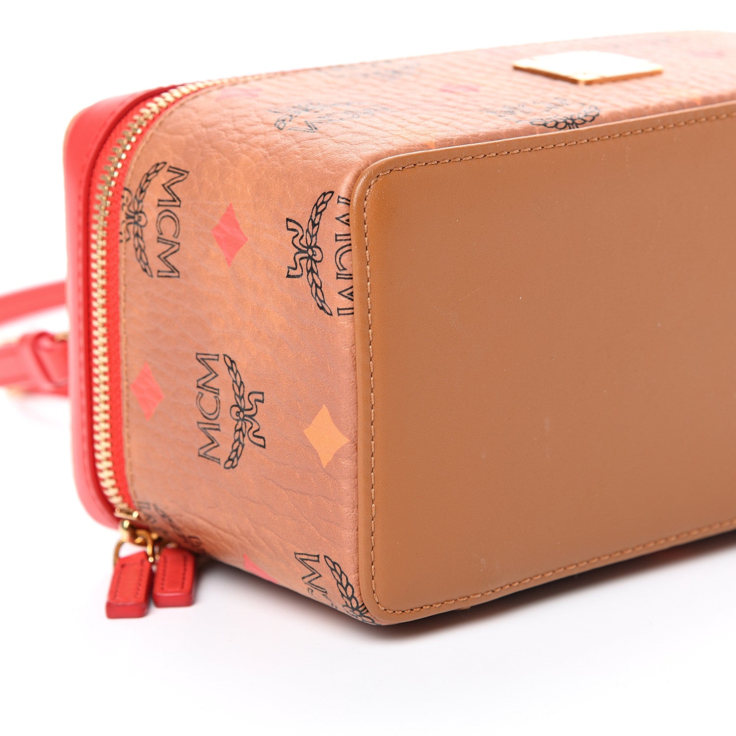 MCM Visetos Rockstar Vanity Case Cognac 8 of 9